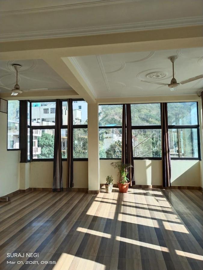Hotel Vishla Palace By Uttarakhand Hotel Hospitality Narendra Nagar Zewnętrze zdjęcie