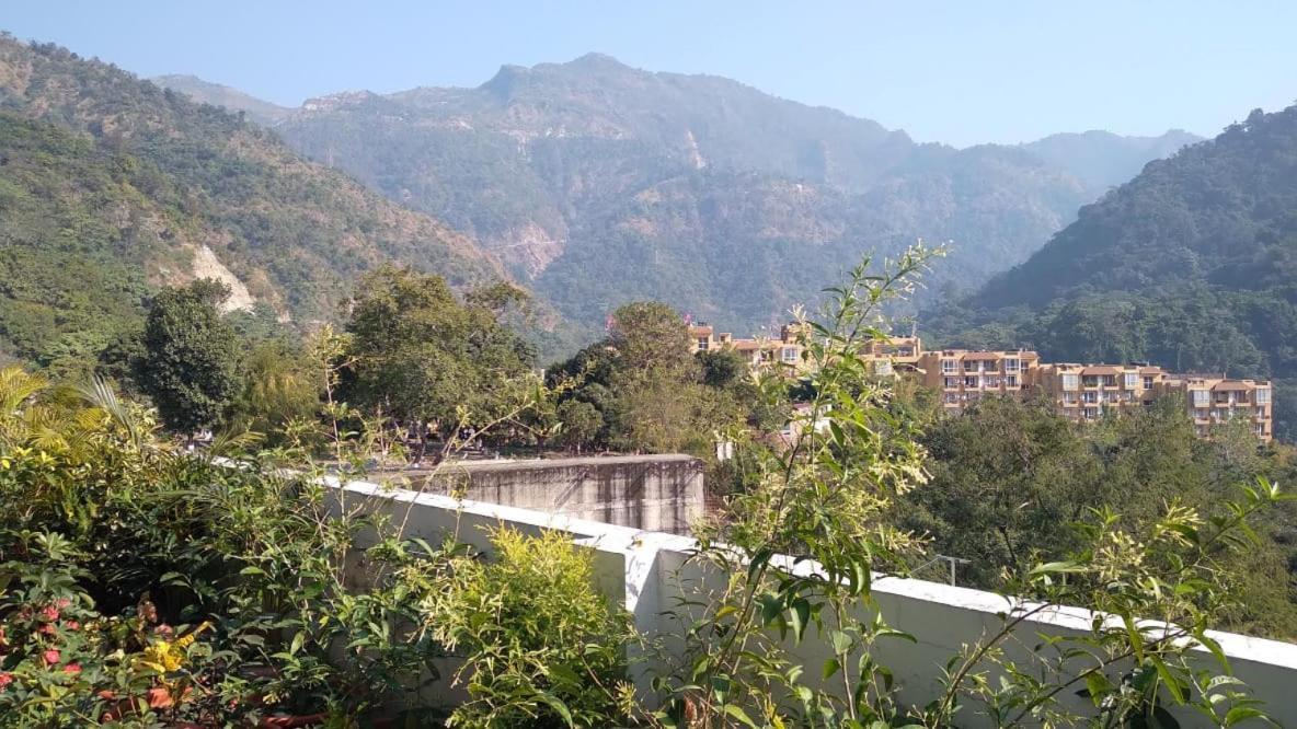 Hotel Vishla Palace By Uttarakhand Hotel Hospitality Narendra Nagar Zewnętrze zdjęcie