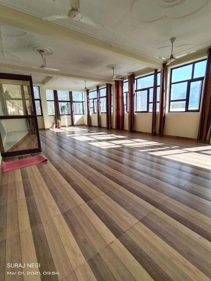 Hotel Vishla Palace By Uttarakhand Hotel Hospitality Narendra Nagar Zewnętrze zdjęcie
