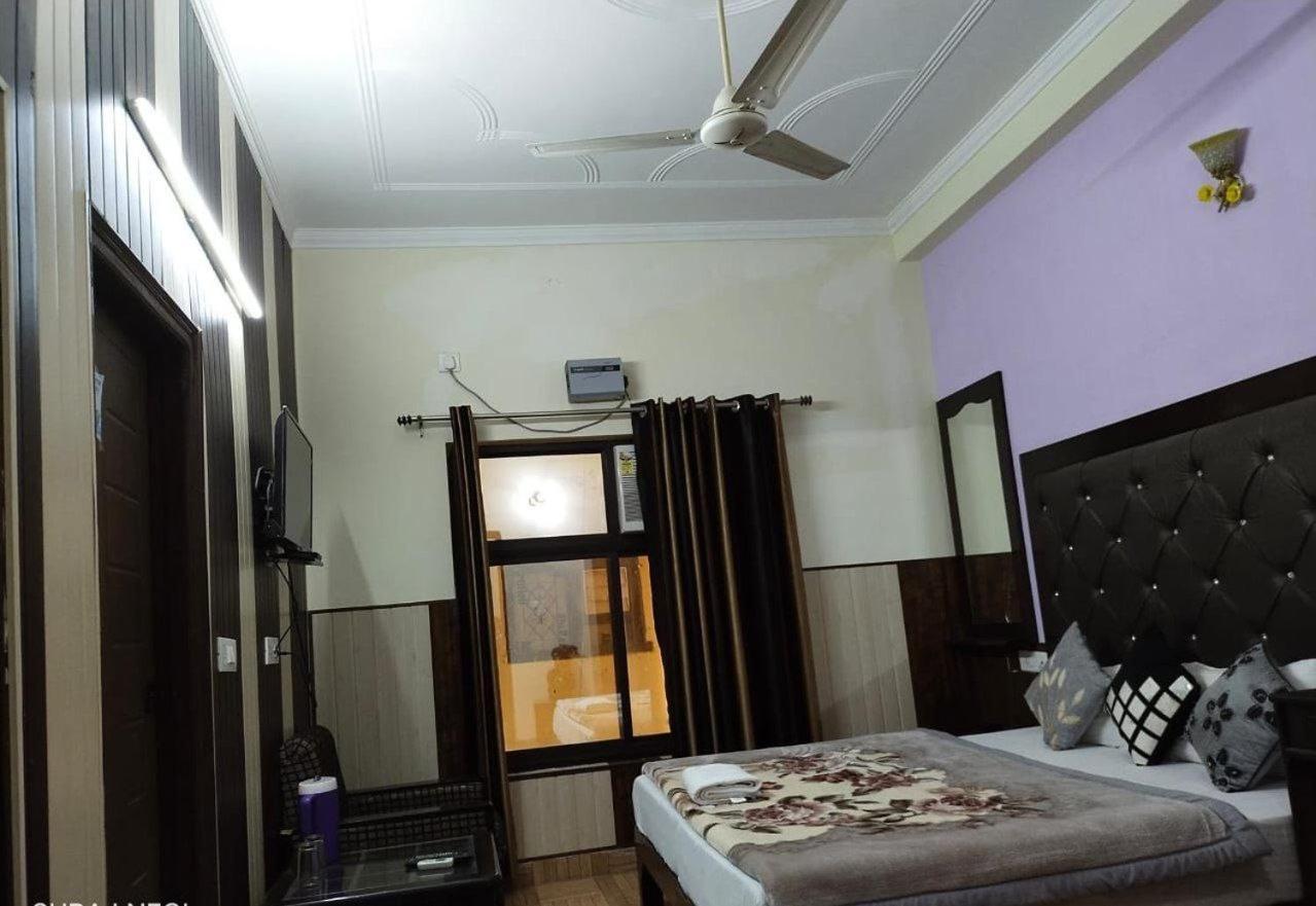 Hotel Vishla Palace By Uttarakhand Hotel Hospitality Narendra Nagar Zewnętrze zdjęcie